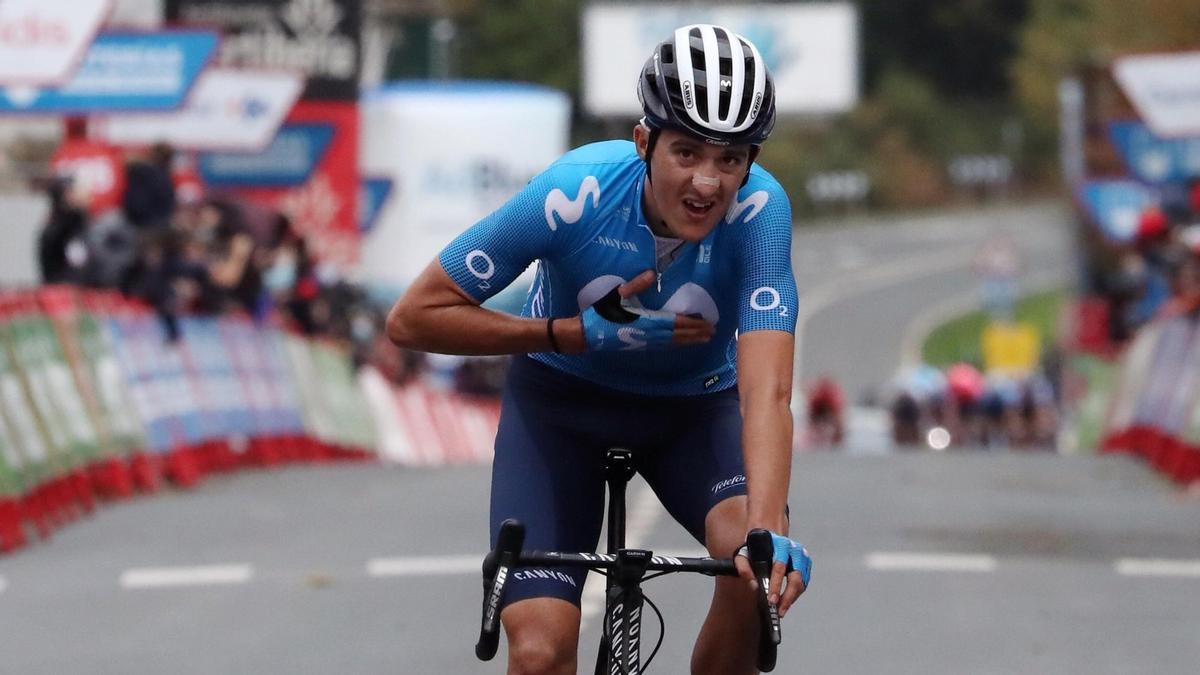 Marc Soler, ante la presión de probarse como filas en el Giro Faro de Vigo