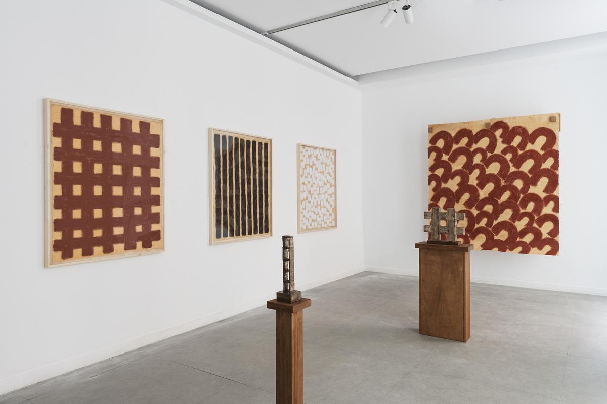 Fotografía de sala de 'Materiales y Procesos', la exposición de Alejo Palacios.
