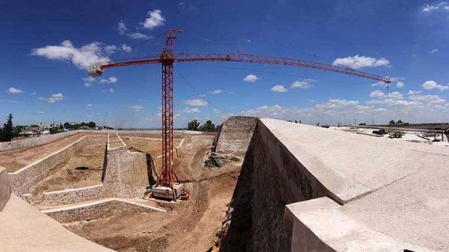 Badajoz solicita una prórroga de tres meses para la obra del Fuerte de San Cristóbal