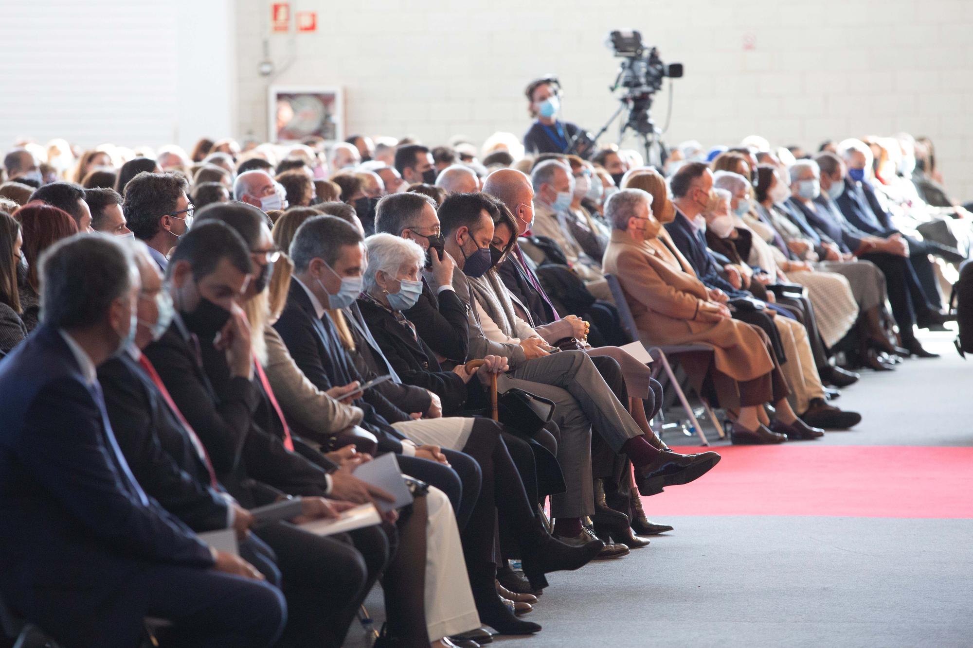 Ordenación del obispo en el Recinto Ferial