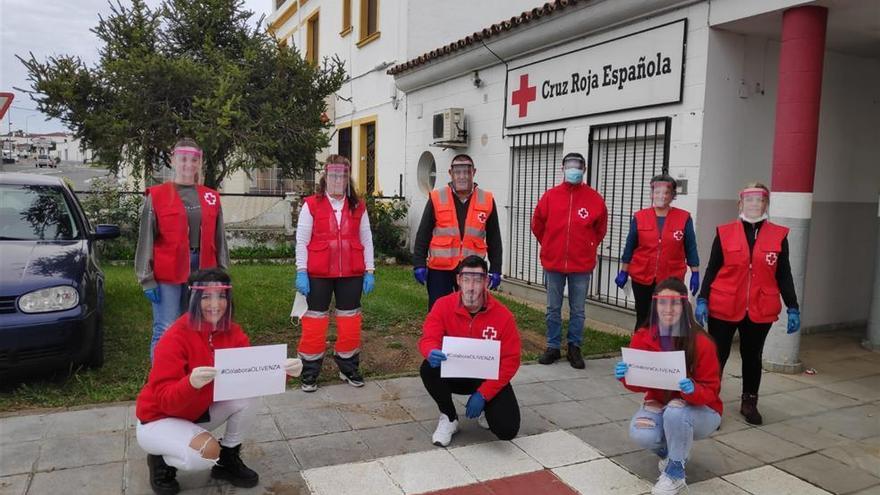 Colabora Olivenza recauda 4.000 € para EPIs que reparte entre sanitarios y trabajadores esenciales