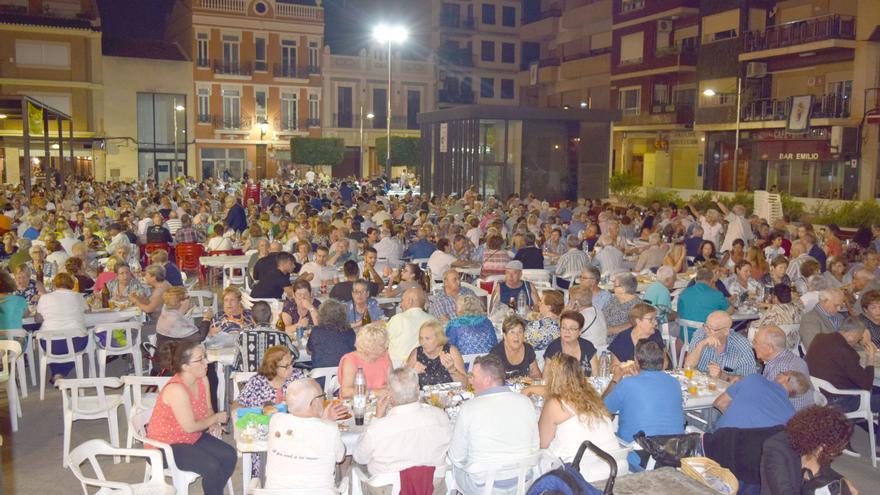 El encendido de luces inaugura las Fiestas Patronales de Sedaví