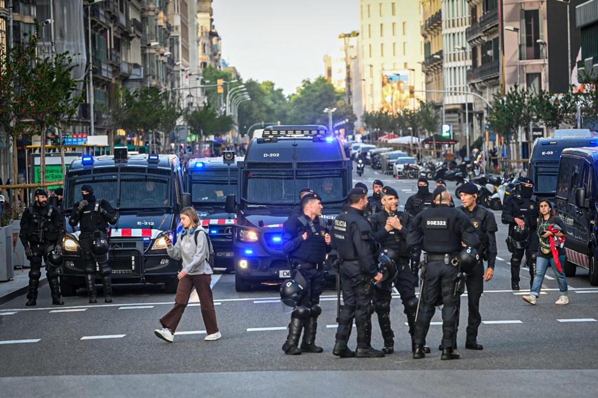 Manifestación antifascista de plaza Universitat