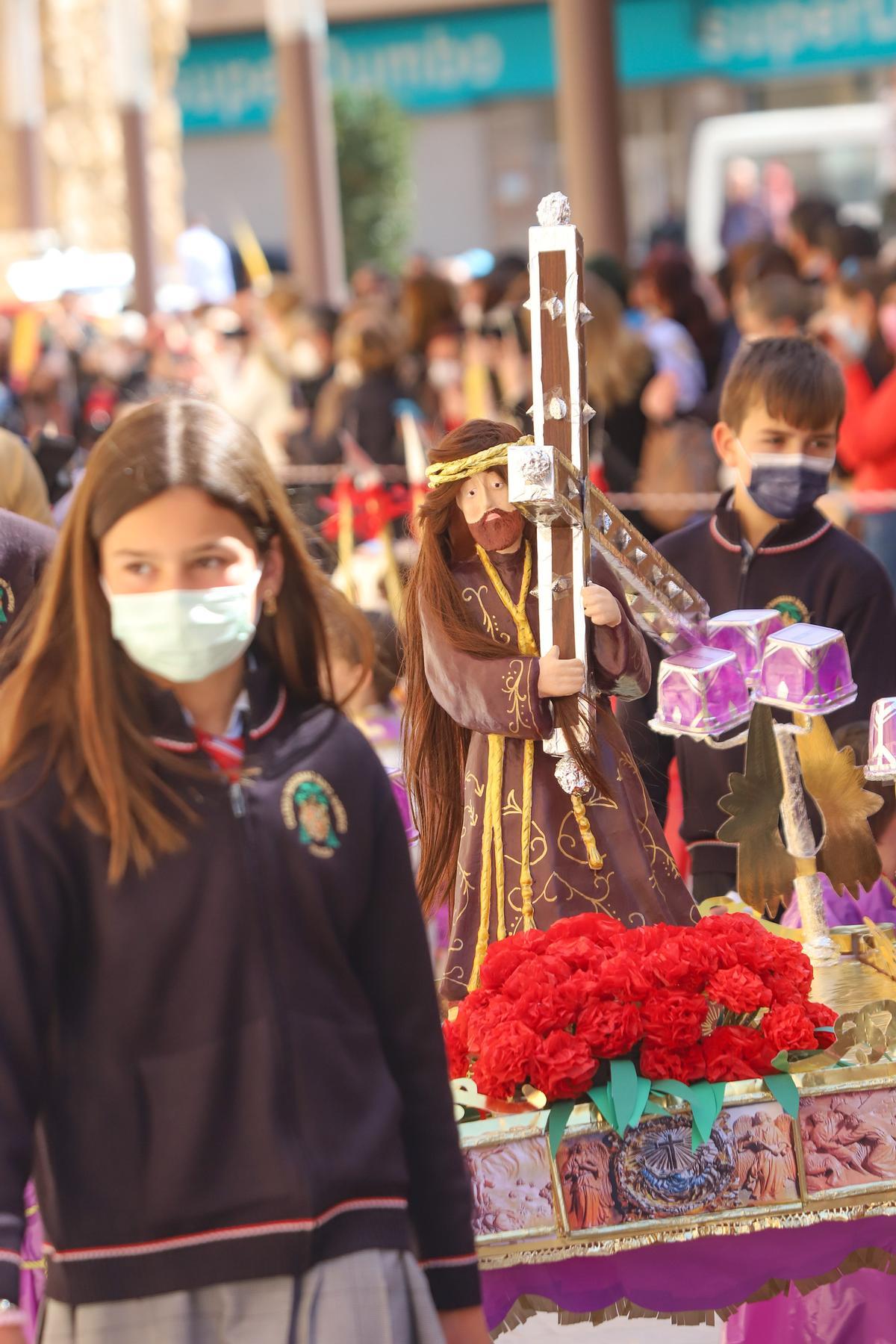 Procesión de los alumnos del colegio Diocesano de Santo Domingo de Orihuela