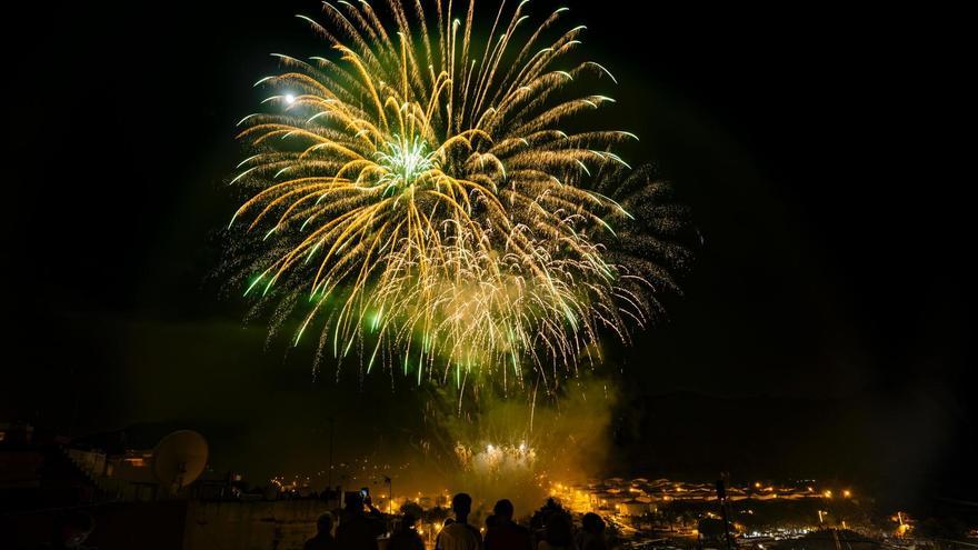 Fuegos artificiales en las Fiestas de San Lorenzo 2025
