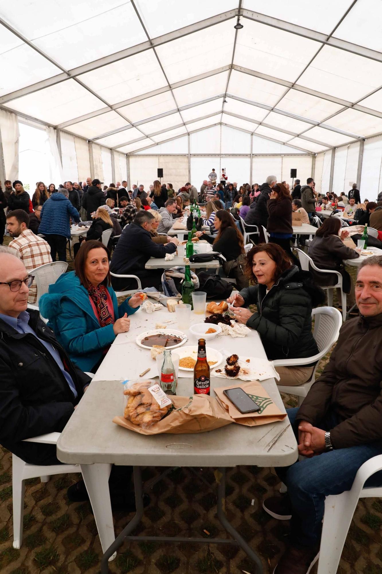 EN IMÁGENES: Así ha sido el festival del oricio de Bañugues