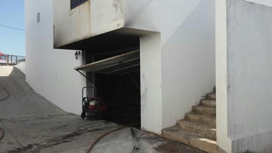 Incendio en una vivienda de Tinajo (Lanzarote)