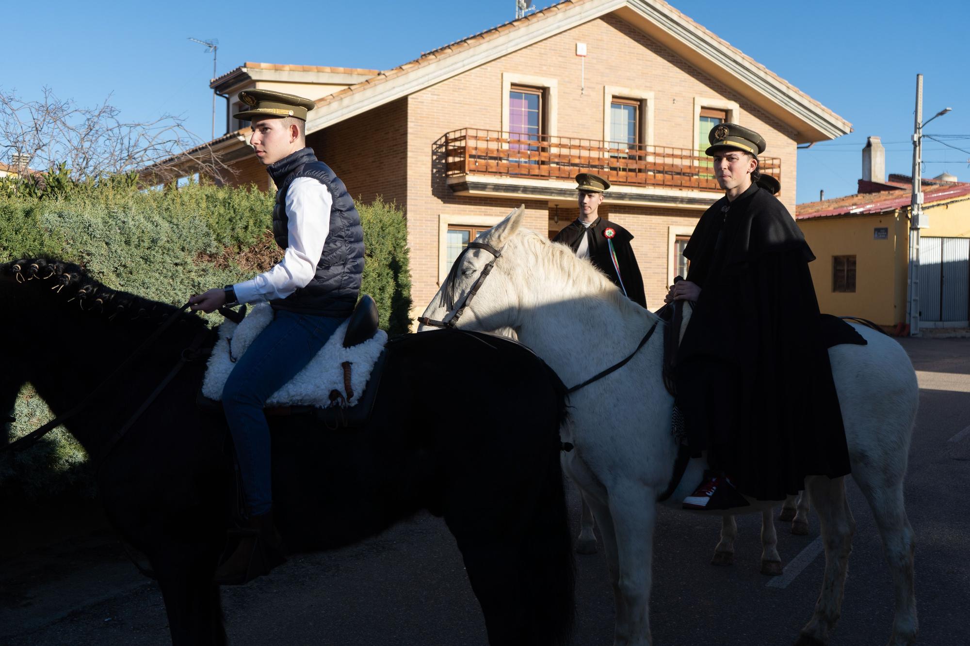 GALERÍA | Fiesta de los quintos en El Pego