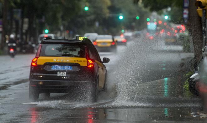 Última hora del tráfico y transporte público en Barcelona, en directo: afectaciones por las lluvias y retenciones en las rondas de Barcelona