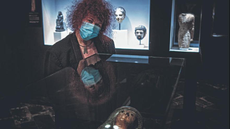 Joann Fletcher, en el Museo Egipcio de Barcelona.