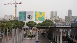 El Moll dEspanya, donde está el Americas Cup Experience y las bases de los suizos y británicos, que se quedarán todo el 2025 en Barcelona.