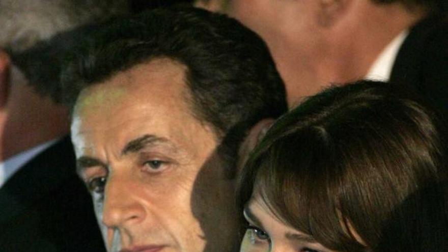 Sarkozy y Bruni.