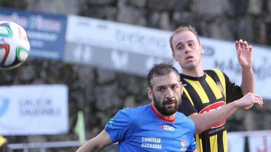 Nacho Currás, jugador del Barbadás. // Iñaki Osorio