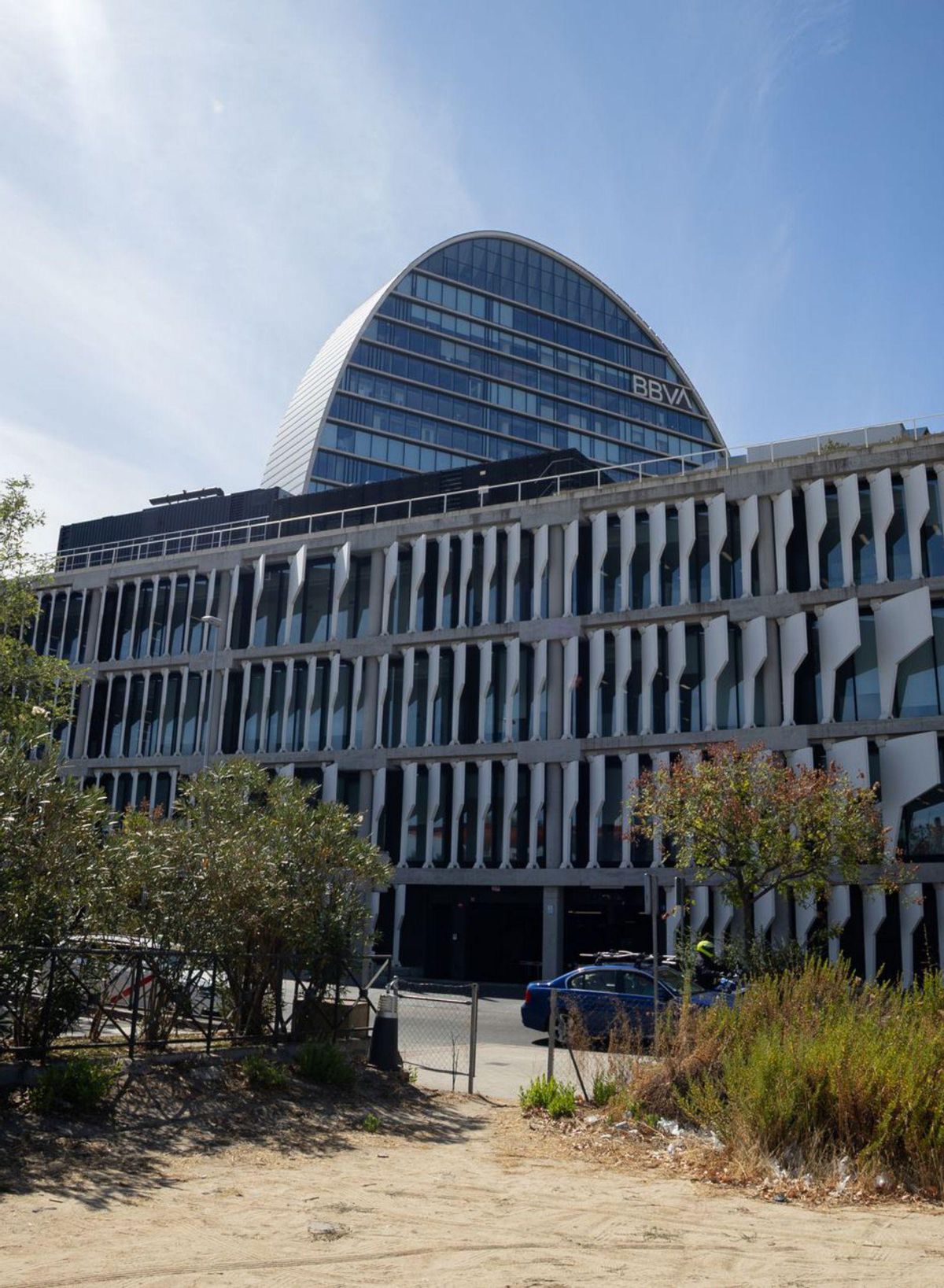 La CNMV autoritza la millora de l’opa del BBVA sobre el Banc Sabadell La CNMV autoritza la millora de l’opa del BBVA sobre el Banc Sabadell