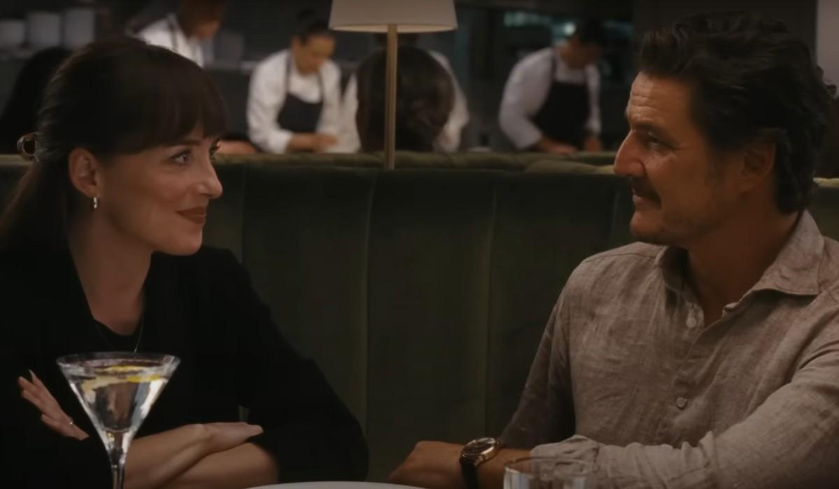 En 'Materialistas', Dakota Jonhson interpreta a una casamentera.