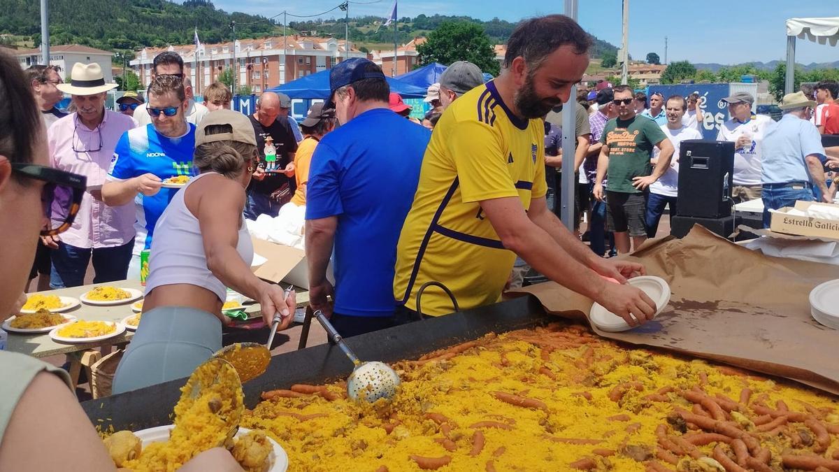 La fiesta de aniversario del Club Deportivo Mosconia en Grado, en imágenes