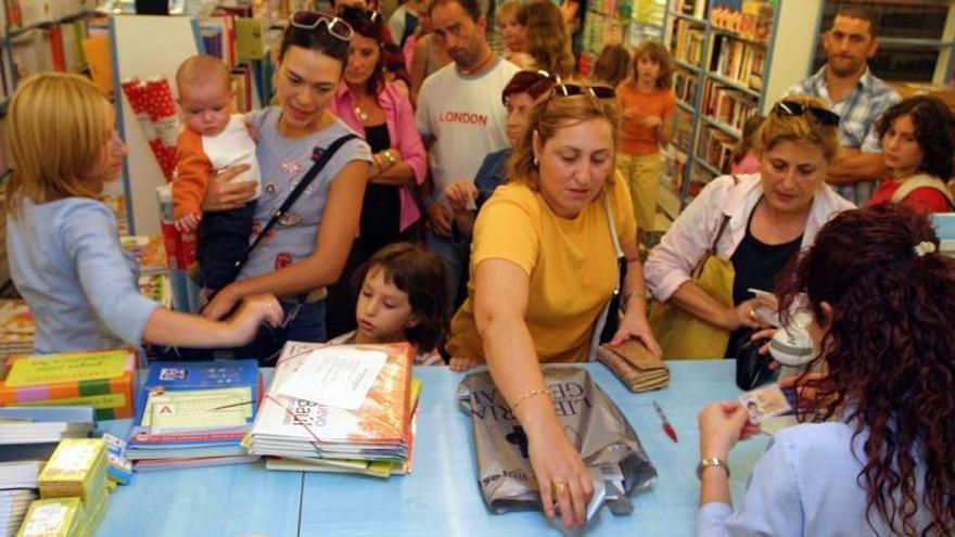 La DGA recuperará el sistema de préstamo de libros en el curso 2016-2017