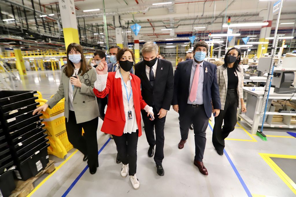 Inauguración del centro logístico de Amazon en Murcia