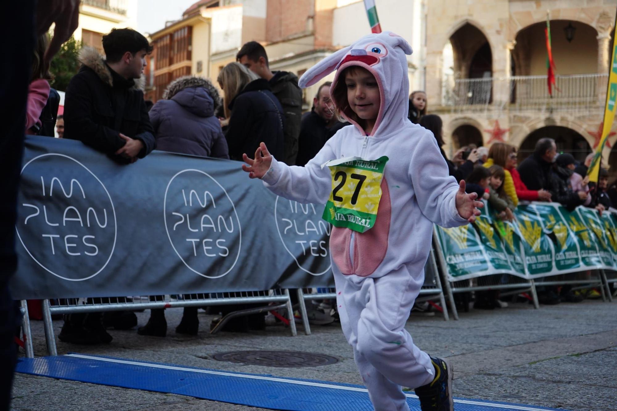 GALERÍA | Así ha sido la San Silvestre Zamorana de 2022