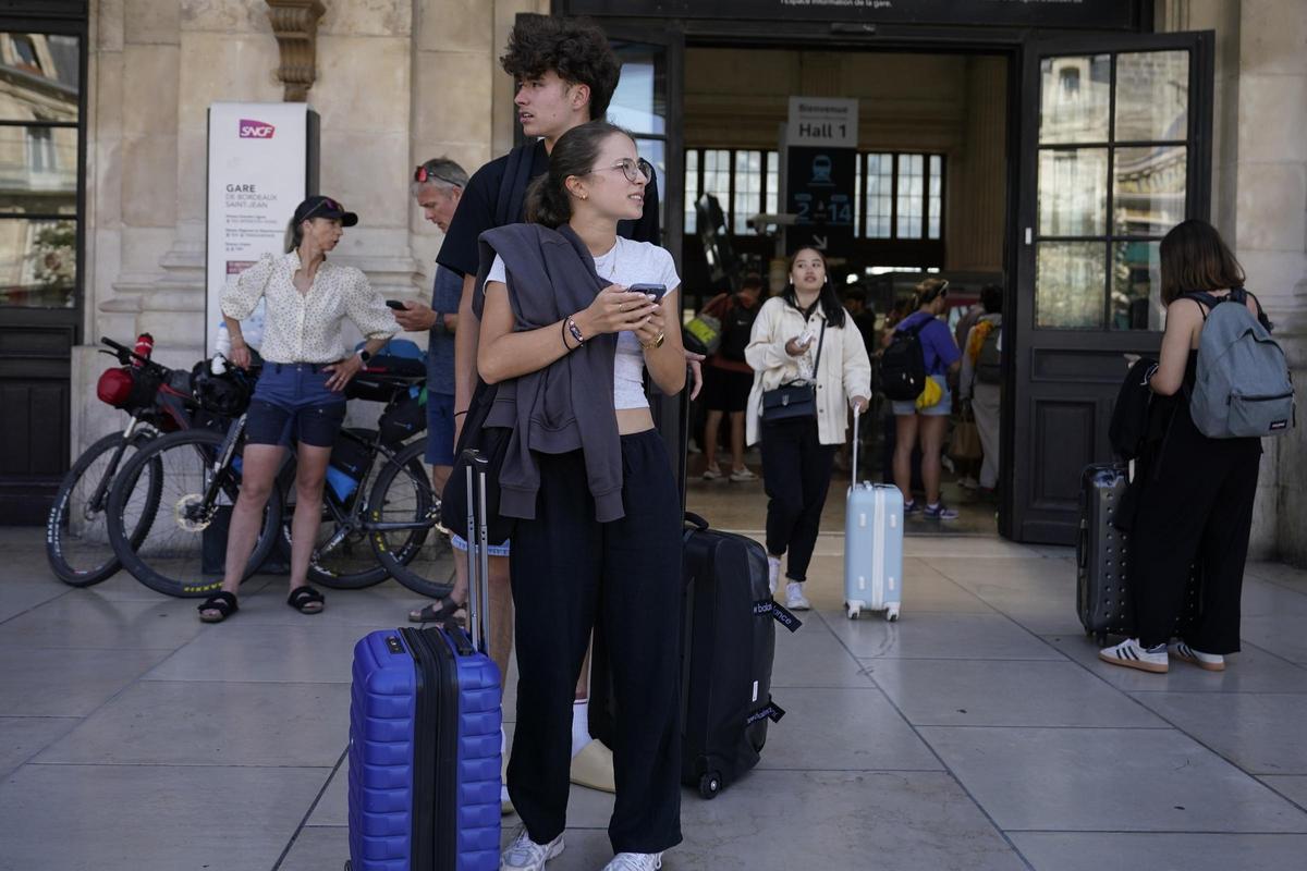 Juegos Olímpicos 2024 en París: aumenta la seguridad por el sabotaje a trenes