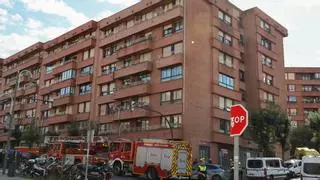 Se arroja al vacío el hombre que agredió a sus padres y estaba atrincherado en Bilbao