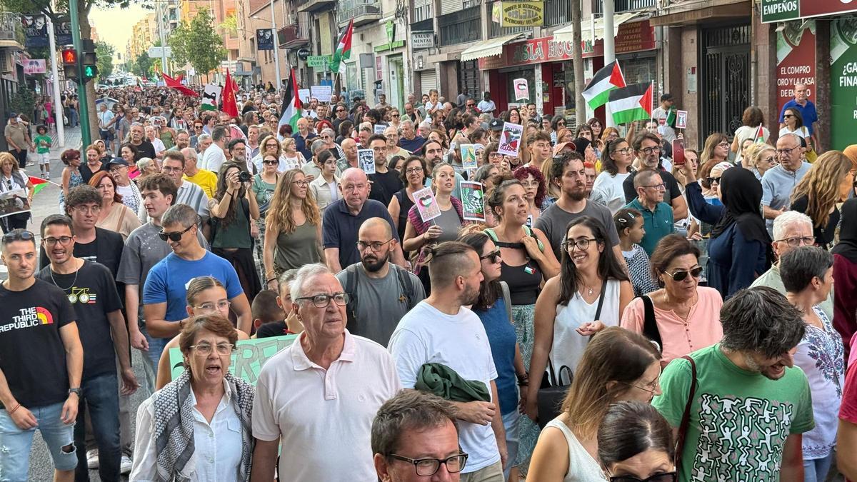 "Palestina libre": 2.000 personas claman en Elche contra los ataques de Israel