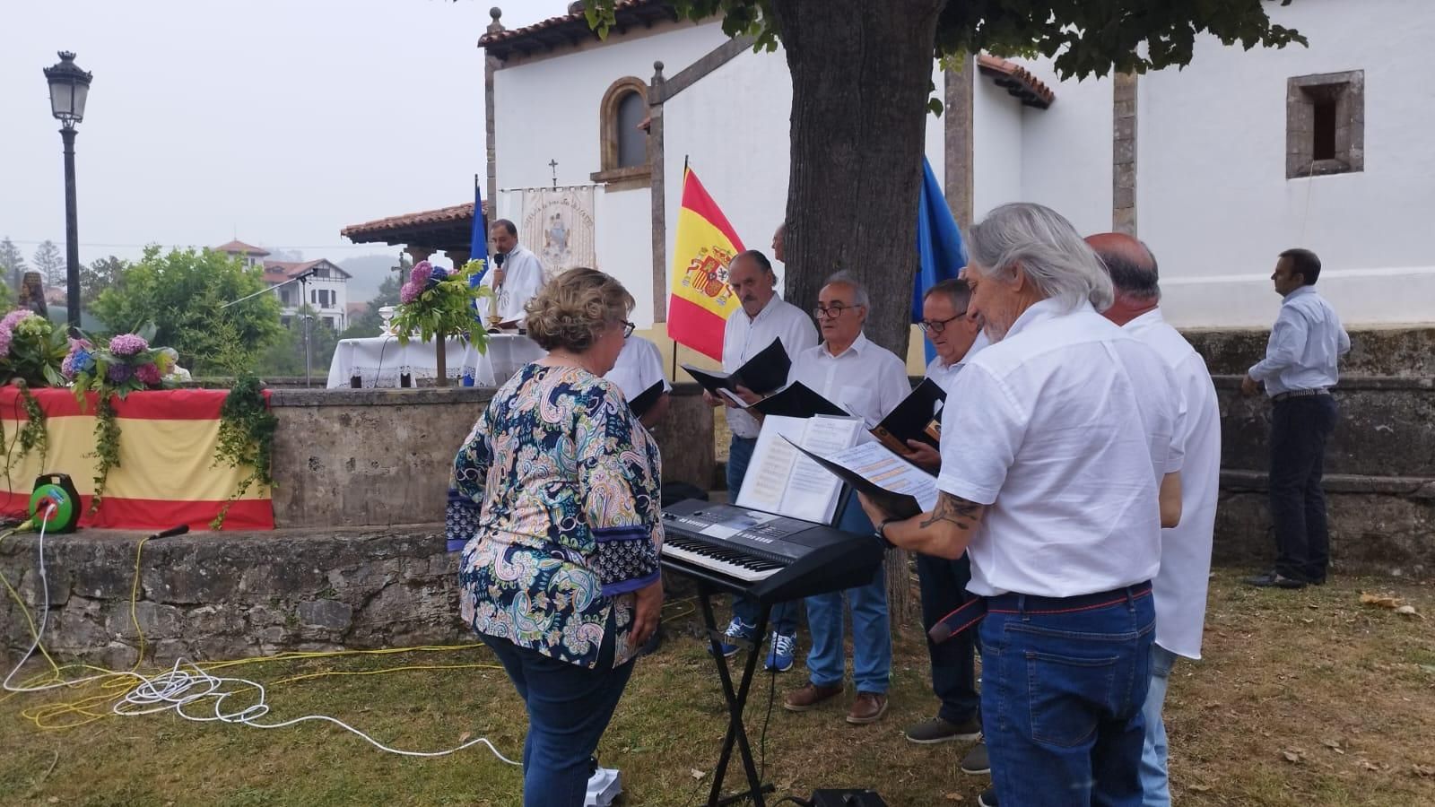 La Cofradía de Loreto celebra su fiesta del Bollu
