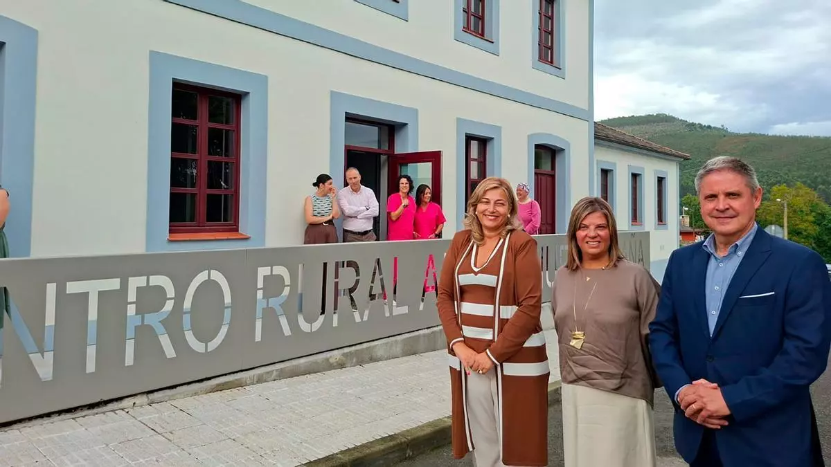 Coaña inaugura su esperado centro de día, que empezará a funcionar en septiembre: "Hacía mucha falta"