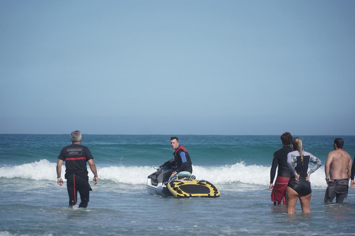 Rescate de la ballena varada en Arteixo