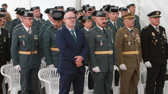 El subdelegado, el teniente coronel, el subdelegado de Defensa y el comisario de Policía, entre otras autoridades.