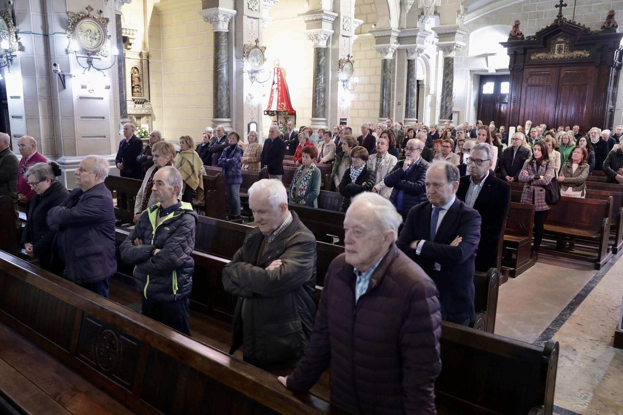 En imágenes: funeral por el fotógrafo Ángel Ricardo en Oviedo