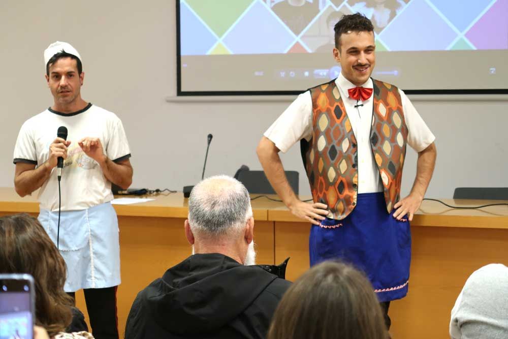 Actuación de las Baby Sisters durante la presentación del Plan local para la Diversidad Afectiva, Sexual y de Género de Gavà.