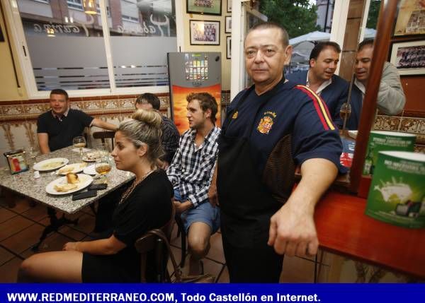 CASTELLÓN SUFRE Y DISFRUTA CON LA 'ROJA'