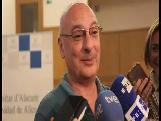 Una idea del científico alicantino Francis Mojica genera un negocio de 57.000 millones de euros