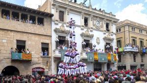 Actuació de la Colla Jove Xiquets de Tarragona a la diada de Sant Fèlix del 2025.