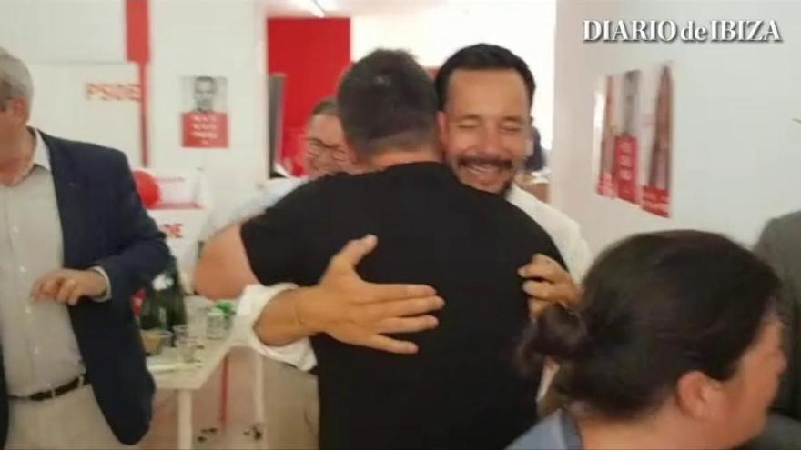 Rafa Ruiz celebra su victoria electoral en Ibiza tras el error en el recuento electoral
