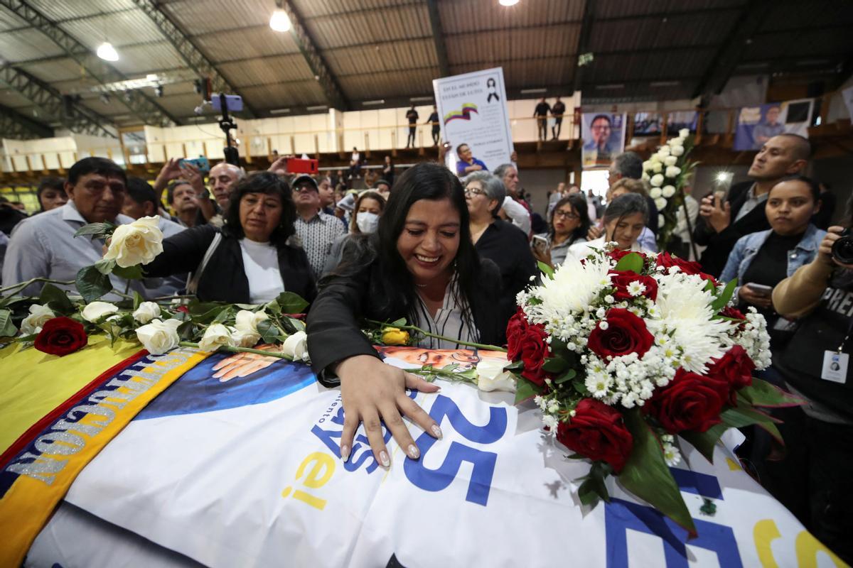 Quito despide al candidato asesinado Fernando Villavicencio