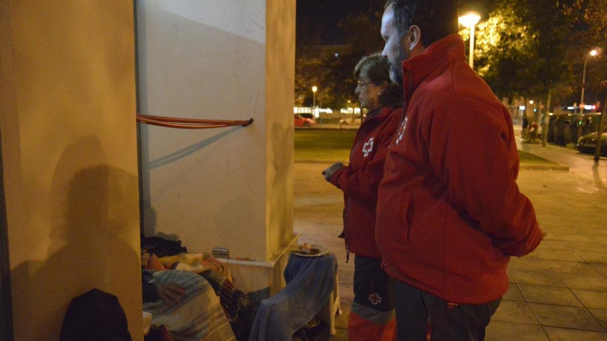 Cruz Roja atiende en Córdoba a más de 700 personas sin hogar en el 2018