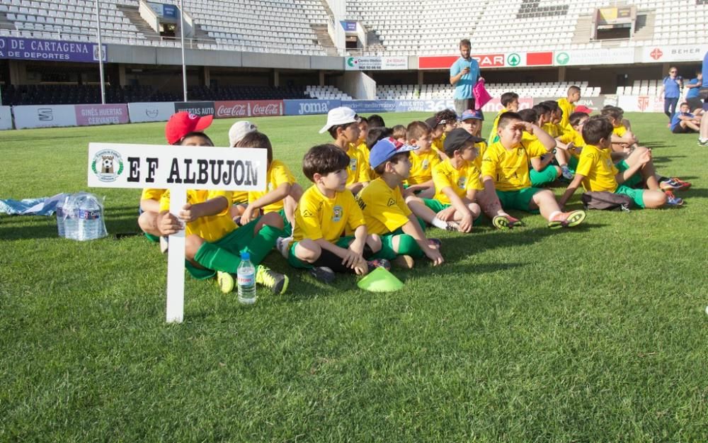 Clausura de la liga local de fútbol base de Cartag