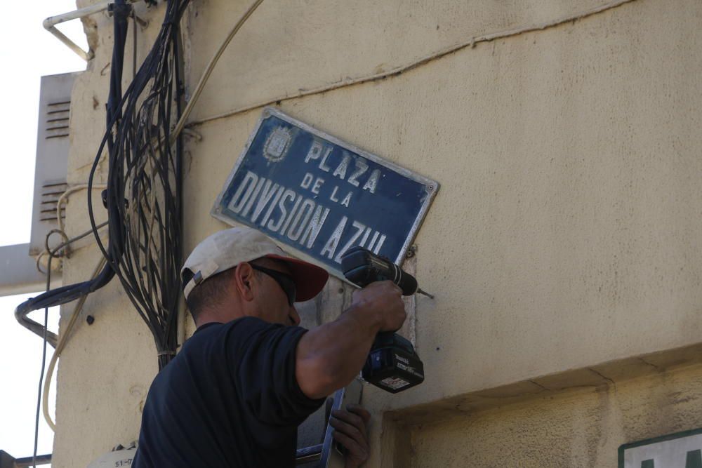 MARZO. Las placas franquistas vuelven a las calles de Alicante por orden judicial