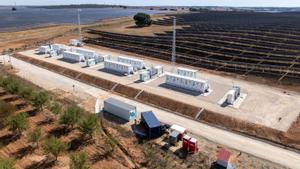 Catalunya lidera la tramitació de projectes de camps de bateries