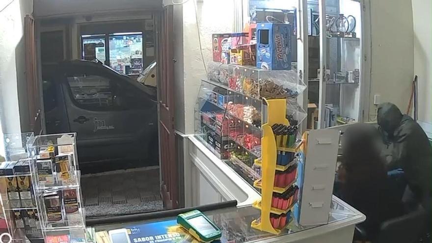 Vídeo | Atraco en un comercio de Pruna