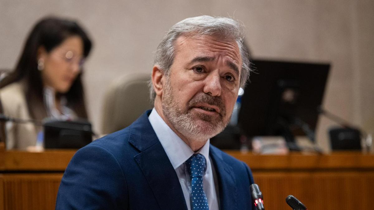 El presidente de Aragón, Jorge Azcón, en el pleno de este jueves.
