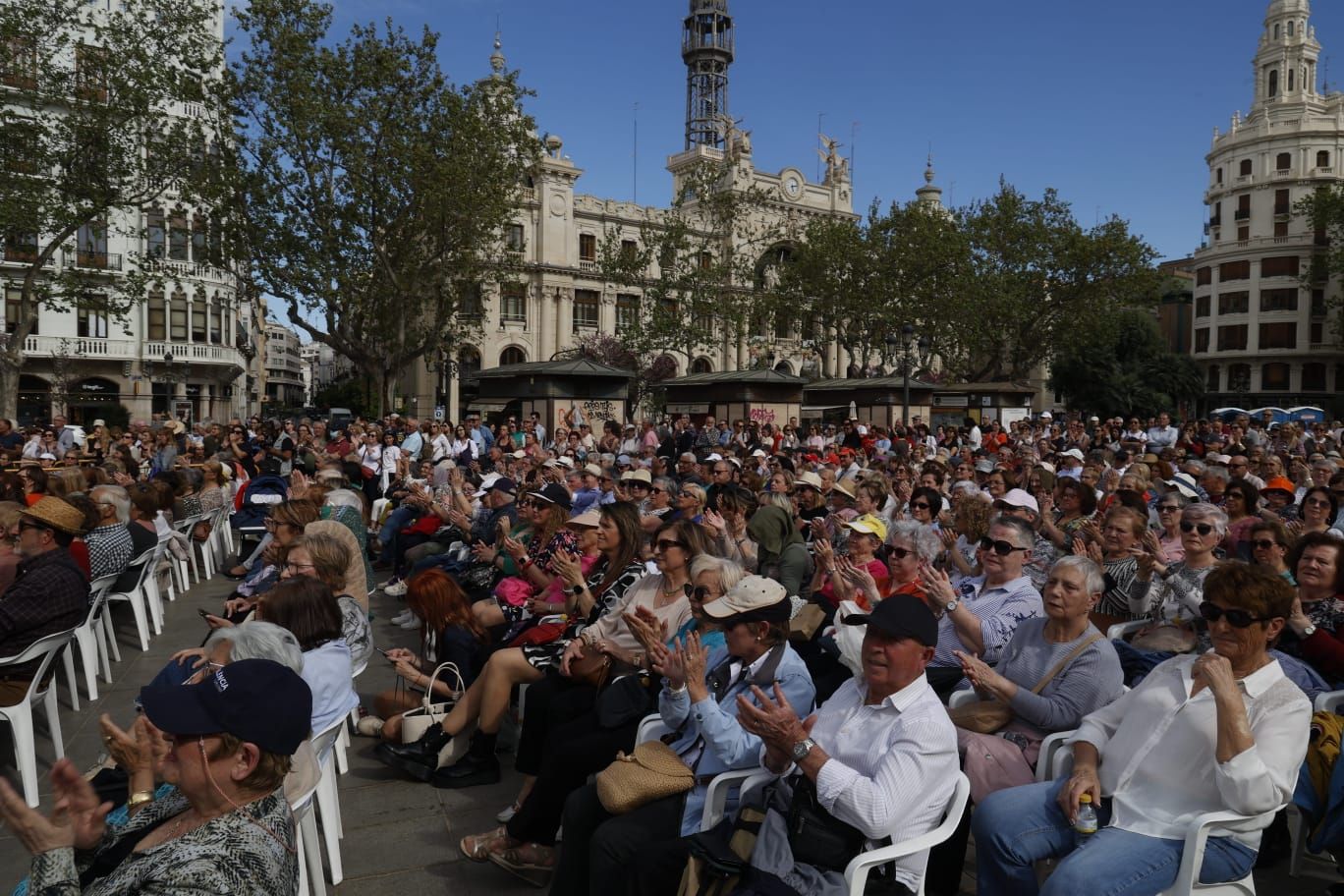 València se rinde a los pies de Nino Bravo