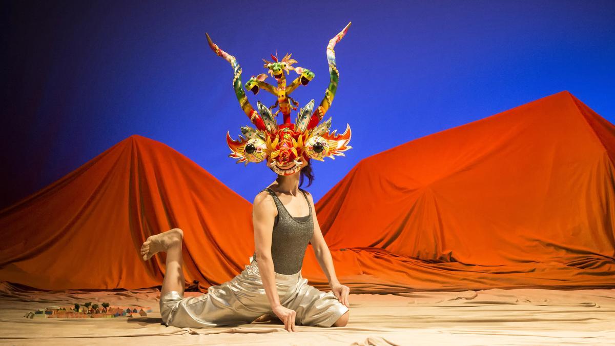 ’Trilogía Pacífico’: un fresc teatral del colonialisme i la barbàrie a Llatinoamèrica ’Trilogía Pacífico’: un fresc teatral del colonialisme i la barbàrie a Llatinoamèrica