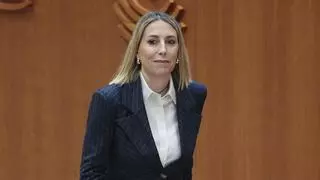 María Guardiola ya es presidenta con el respaldo de Vox: "Gobernaré para los que se alegran y los que me critican"