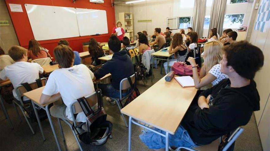 El 21% de los jóvenes sufren pobreza que lastra su educación