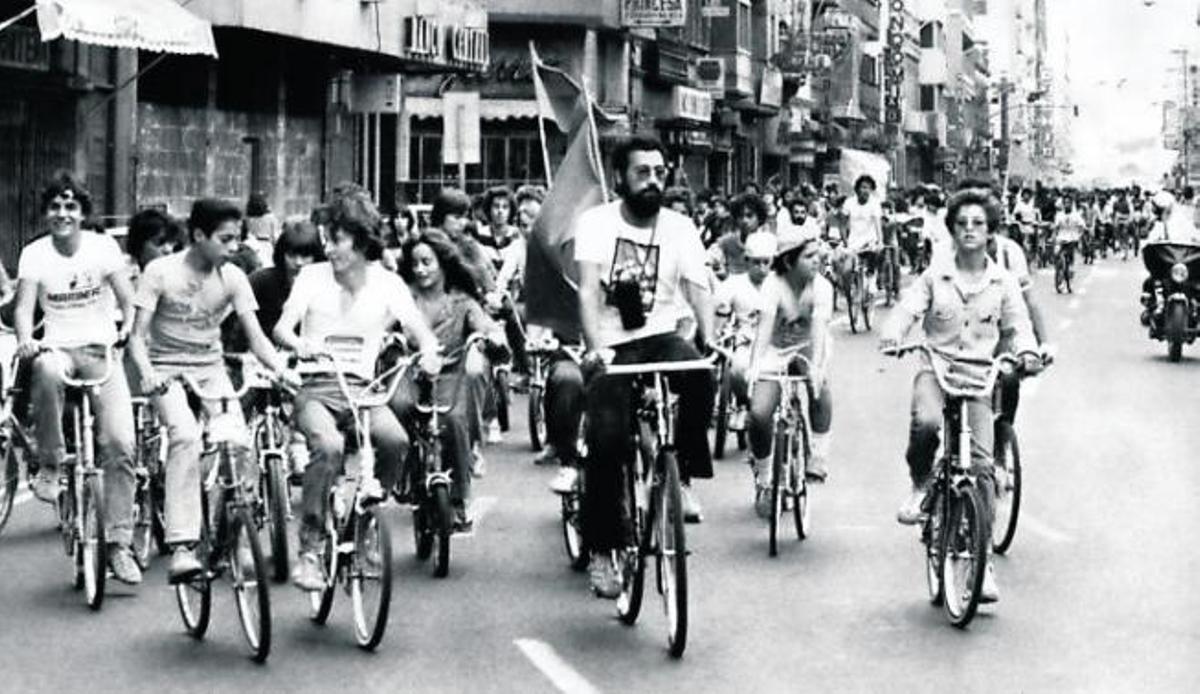 Marcha a favor de los carriles bici en Las Palmas de Gran Canaria.