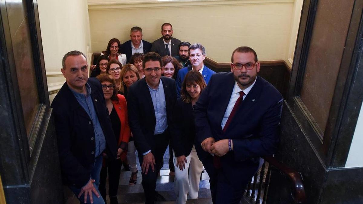 El nuevo gobierno municipal de Mataró al completo, capitaneado por el alcalde David Bote.