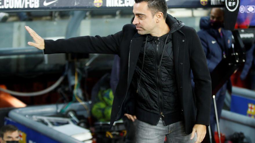 Xavi se estrenó este sábado como entrenador del Barcelona.